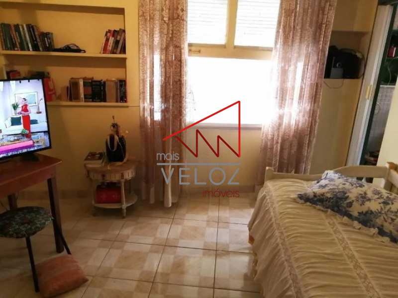 Apartamento à venda com 1 quarto, 48m² - Foto 2