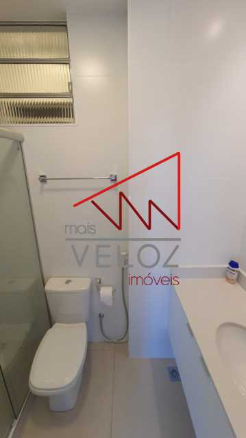 Apartamento à venda com 2 quartos, 80m² - Foto 17