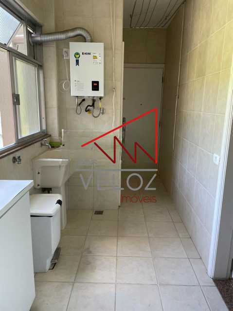 Apartamento à venda com 3 quartos, 135m² - Foto 9