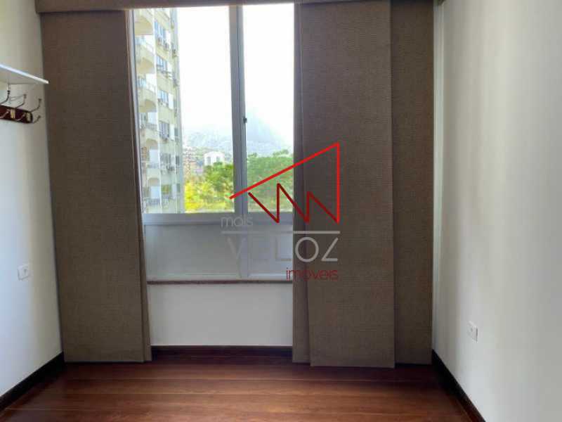 Apartamento à venda com 3 quartos, 135m² - Foto 13