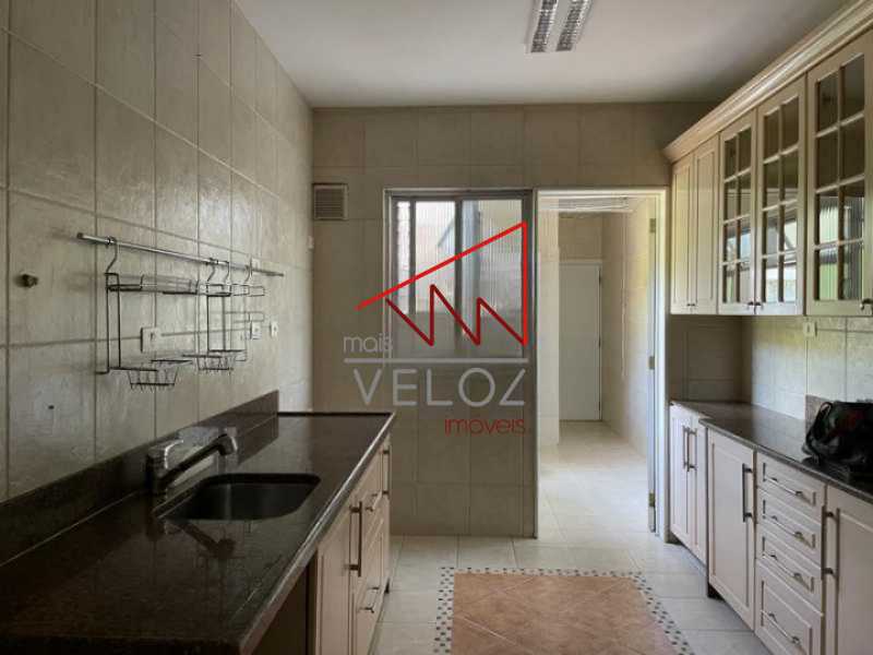 Apartamento à venda com 3 quartos, 135m² - Foto 14