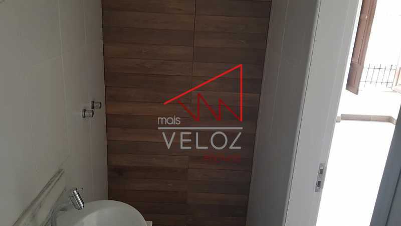 Apartamento à venda com 2 quartos, 39m² - Foto 13