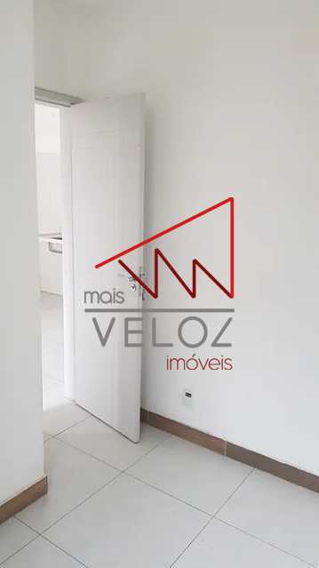 Apartamento à venda com 2 quartos, 39m² - Foto 20