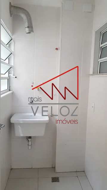 Apartamento à venda com 2 quartos, 39m² - Foto 24