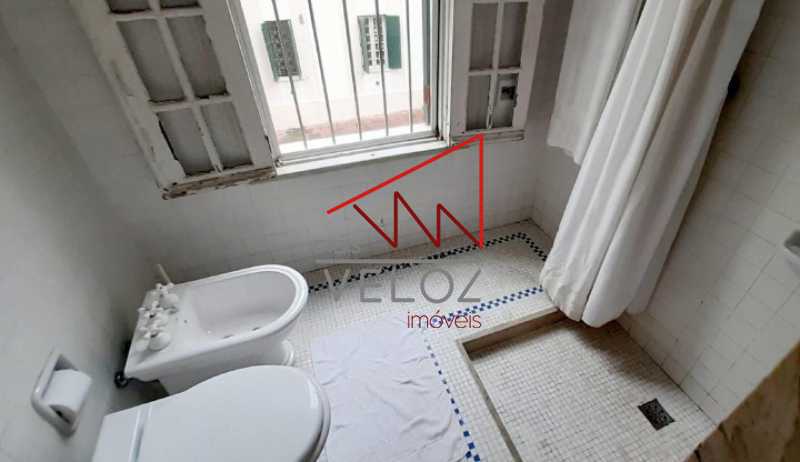 Apartamento à venda com 3 quartos, 200m² - Foto 19