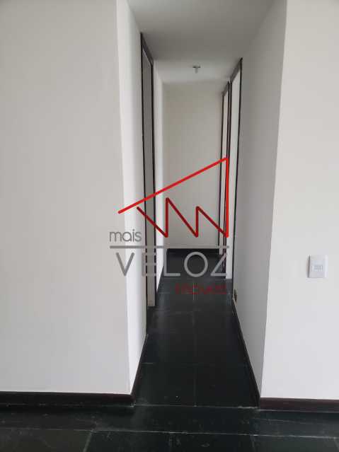 Apartamento à venda com 2 quartos, 73m² - Foto 4