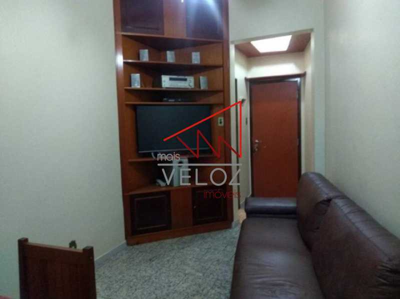 Apartamento à venda com 1 quarto, 38m² - Foto 3