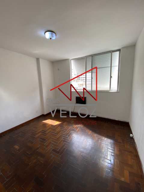 Apartamento à venda com 1 quarto, 43m² - Foto 3