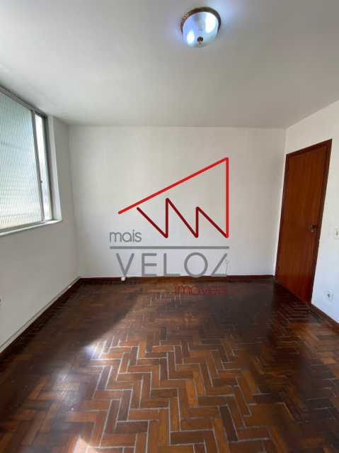 Apartamento à venda com 1 quarto, 43m² - Foto 7