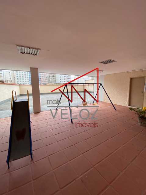 Apartamento à venda com 1 quarto, 43m² - Foto 18