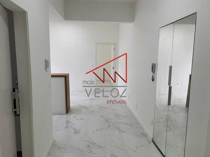 Apartamento à venda com 1 quarto, 46m² - Foto 1