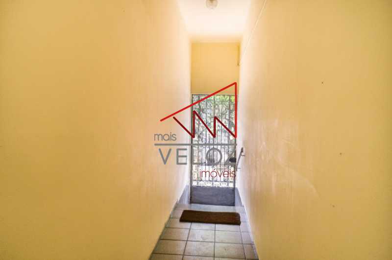 Apartamento à venda com 2 quartos, 70m² - Foto 1