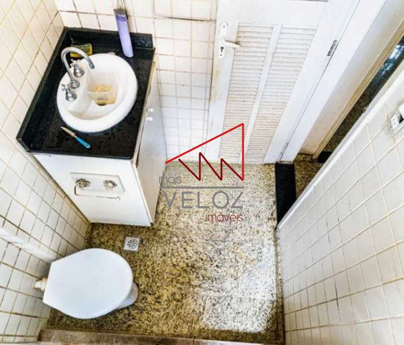 Apartamento à venda com 2 quartos, 70m² - Foto 9