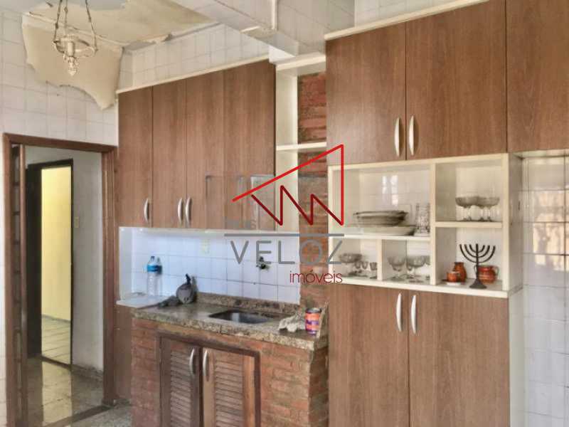 Apartamento à venda com 2 quartos, 70m² - Foto 15