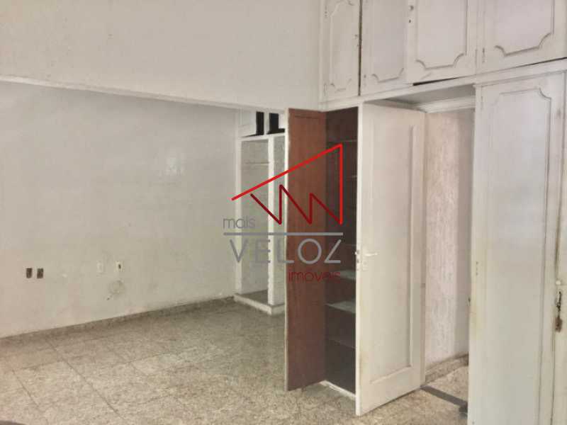 Apartamento à venda com 2 quartos, 70m² - Foto 20