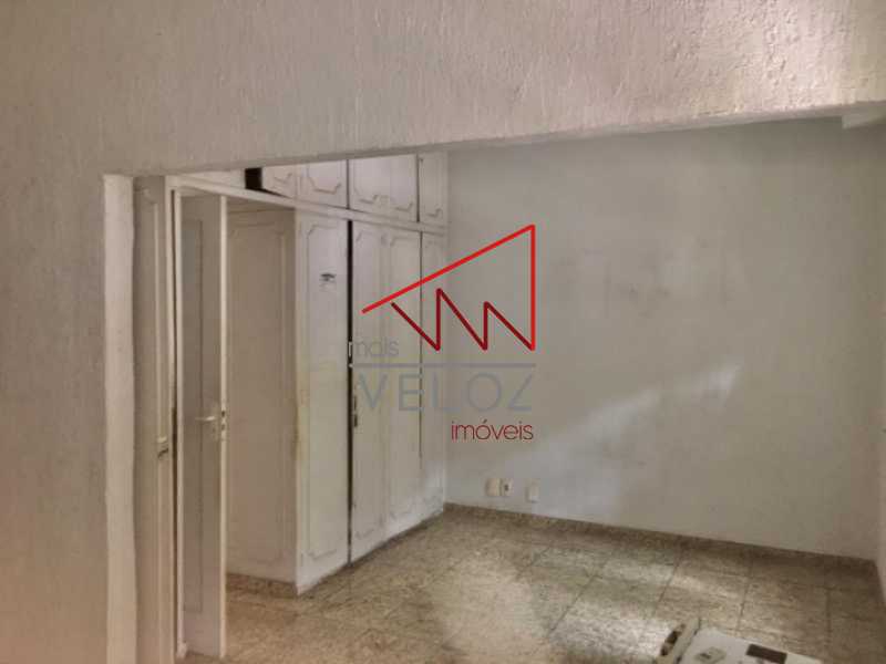 Apartamento à venda com 2 quartos, 70m² - Foto 18