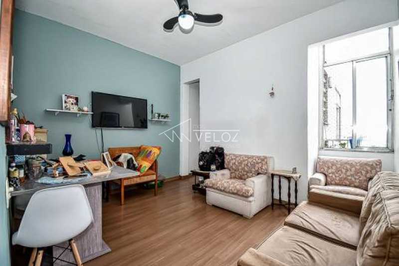 Apartamento à venda com 1 quarto, 46m² - Foto 1