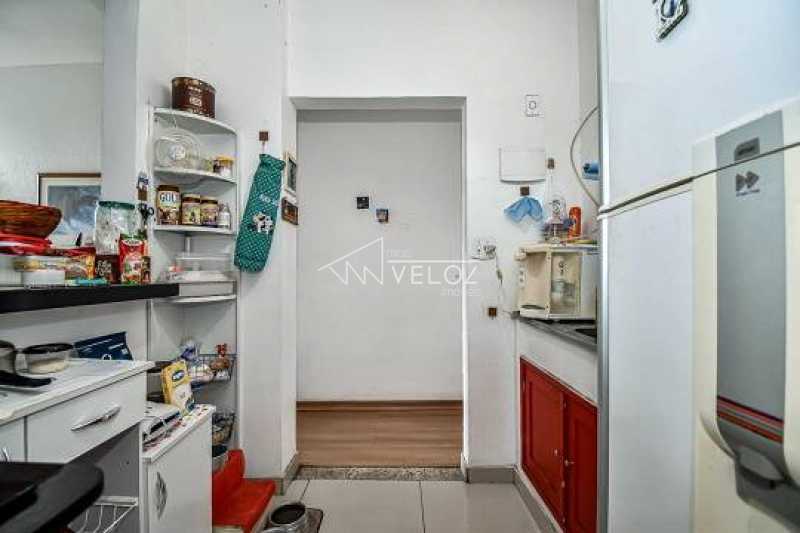 Apartamento à venda com 1 quarto, 46m² - Foto 17