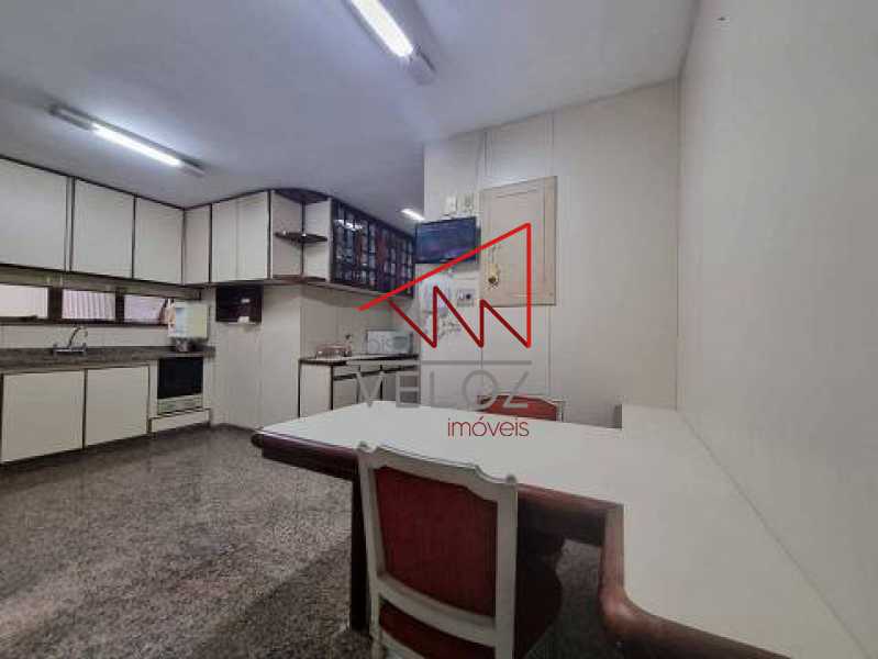 Apartamento à venda com 4 quartos, 250m² - Foto 9