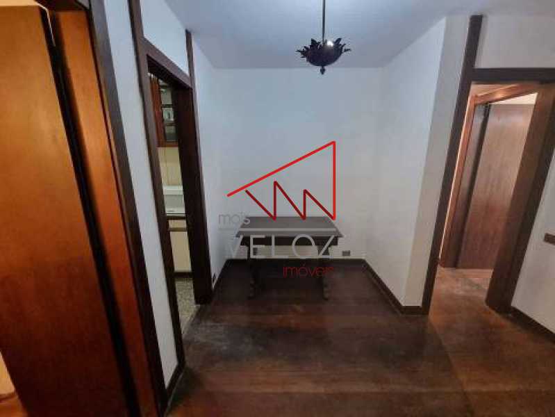 Apartamento à venda com 4 quartos, 250m² - Foto 16