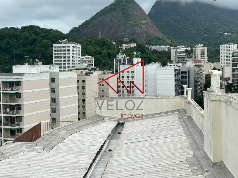 Apartamento à venda com 2 quartos, 80m² - Foto 27