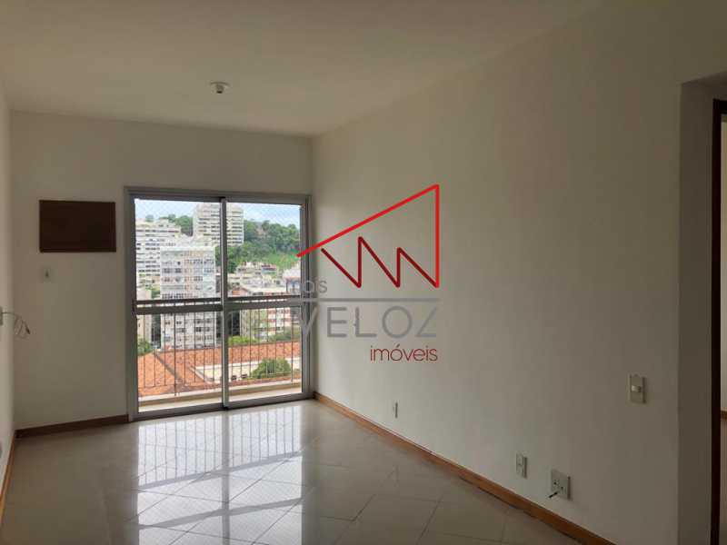 Apartamento à venda com 2 quartos, 80m² - Foto 3