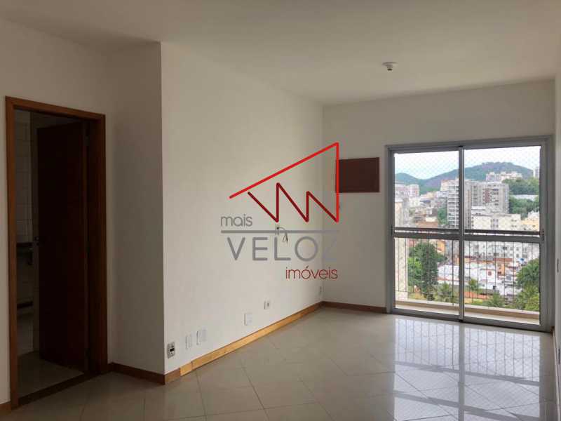 Apartamento à venda com 2 quartos, 80m² - Foto 4