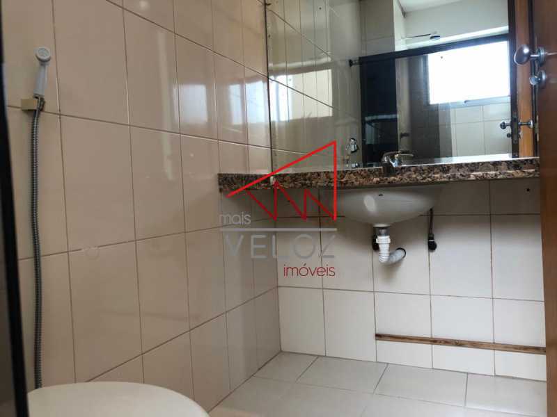 Apartamento à venda com 2 quartos, 80m² - Foto 16