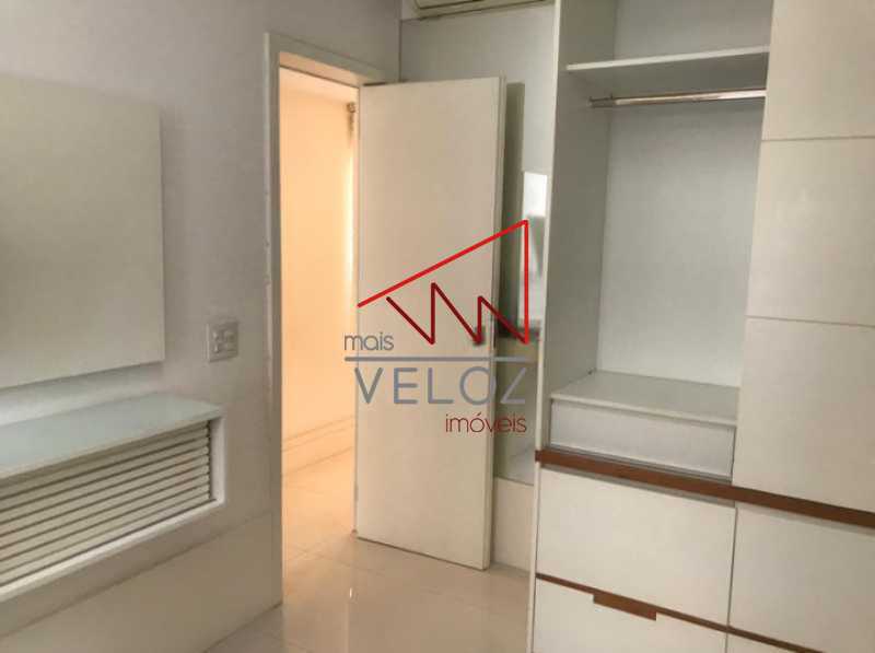 Apartamento à venda com 3 quartos, 100m² - Foto 11