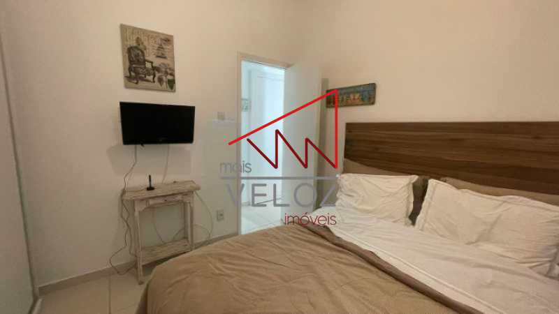 Apartamento à venda com 2 quartos, 80m² - Foto 9