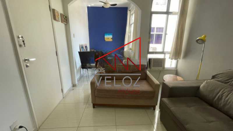 Apartamento à venda com 2 quartos, 80m² - Foto 3