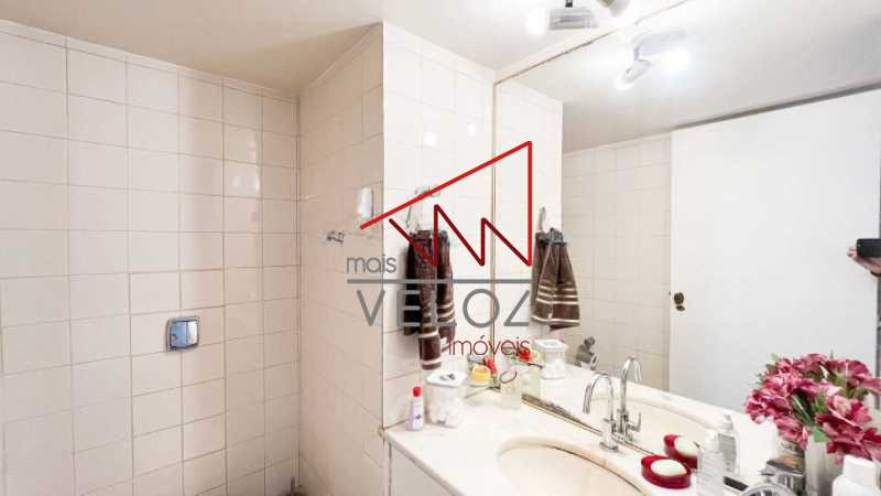 Apartamento à venda com 4 quartos, 242m² - Foto 7