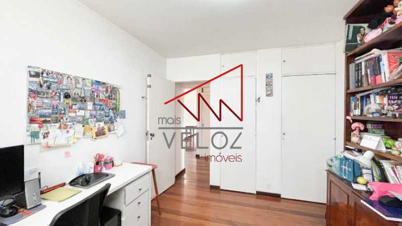 Apartamento à venda com 4 quartos, 242m² - Foto 15