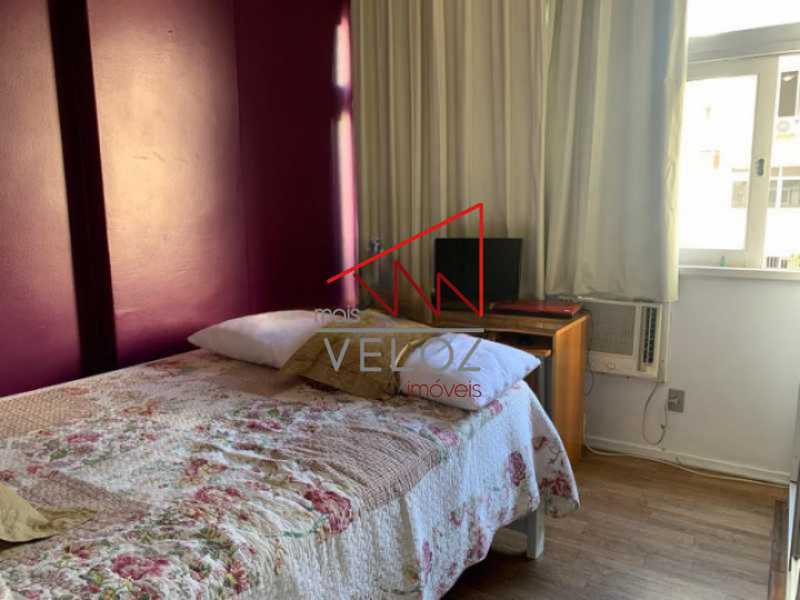 Apartamento à venda com 2 quartos, 65m² - Foto 18