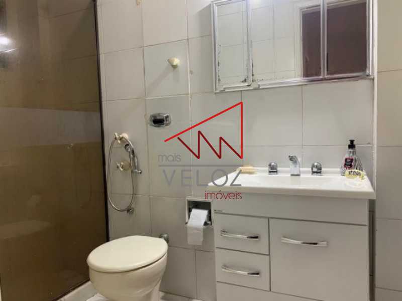 Apartamento à venda com 2 quartos, 65m² - Foto 19