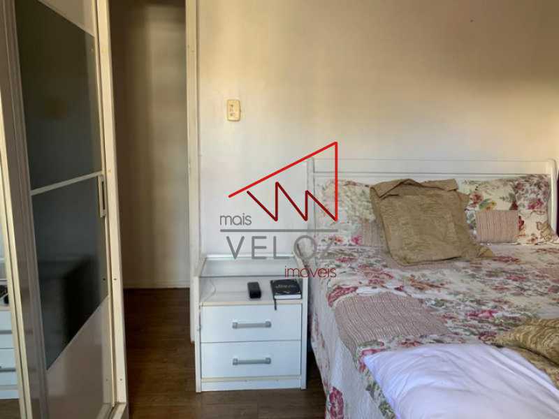 Apartamento à venda com 2 quartos, 65m² - Foto 24