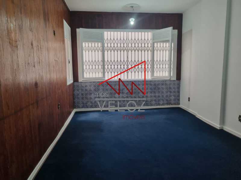 Apartamento à venda com 2 quartos, 75m² - Foto 4