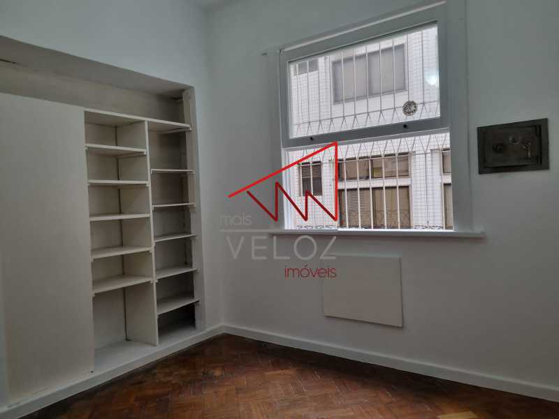 Apartamento à venda com 2 quartos, 75m² - Foto 19