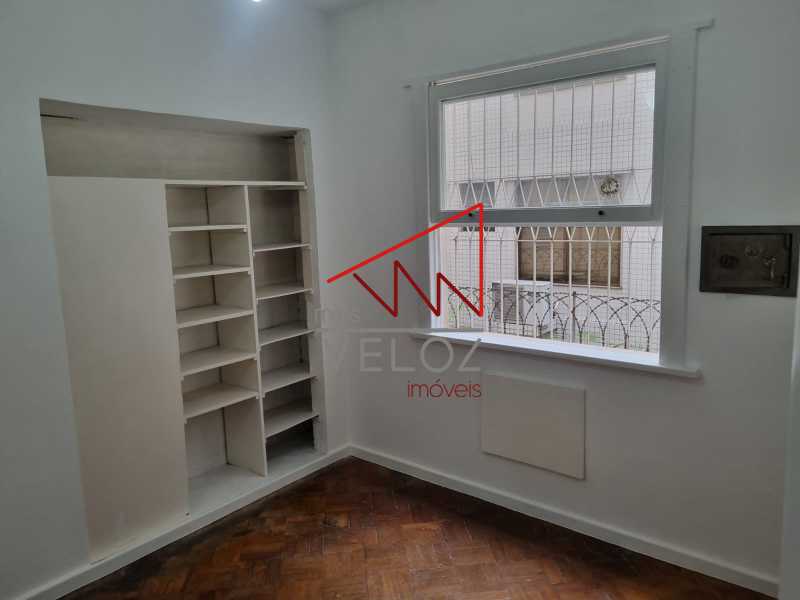 Apartamento à venda com 2 quartos, 75m² - Foto 20