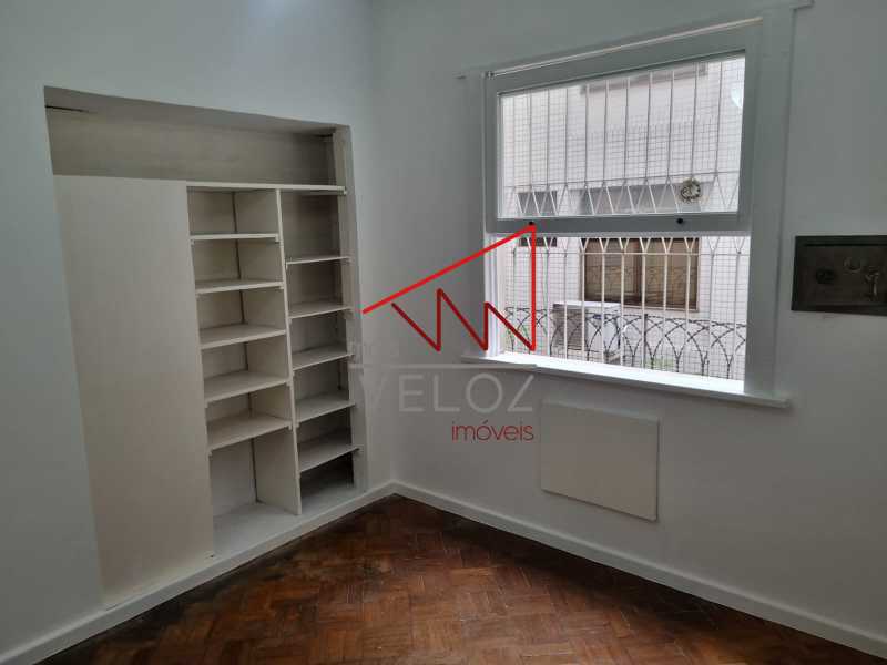 Apartamento à venda com 2 quartos, 75m² - Foto 22