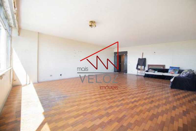 Apartamento à venda com 3 quartos, 233m² - Foto 8