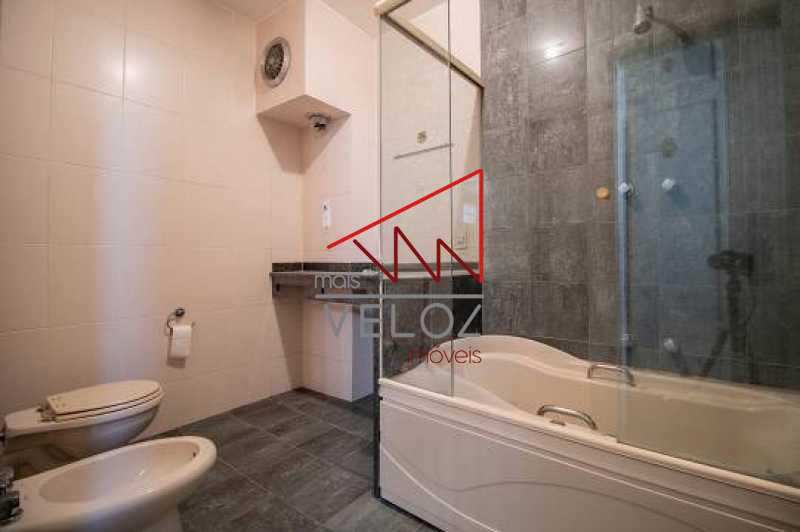 Apartamento à venda com 3 quartos, 233m² - Foto 15