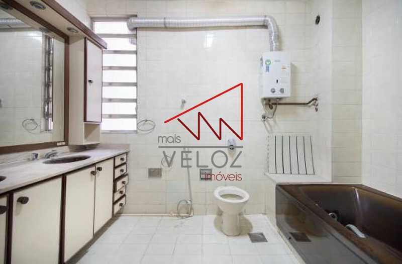 Apartamento à venda com 3 quartos, 233m² - Foto 21