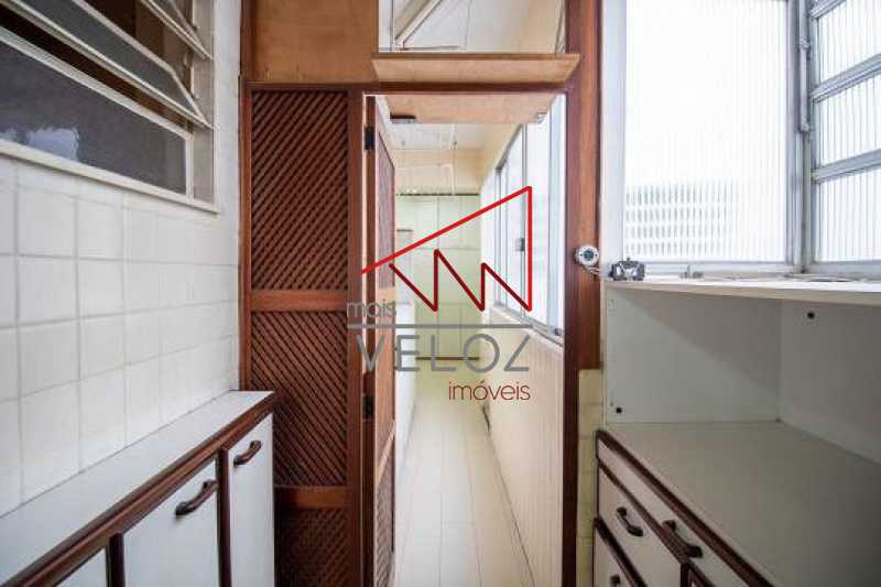 Apartamento à venda com 3 quartos, 233m² - Foto 25