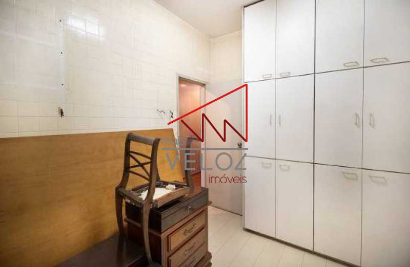 Apartamento à venda com 3 quartos, 233m² - Foto 26