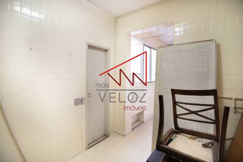 Apartamento à venda com 3 quartos, 233m² - Foto 27