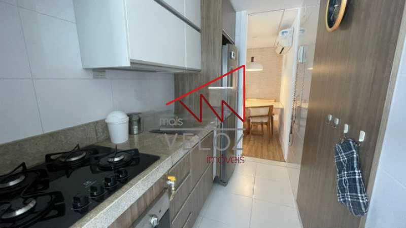 Apartamento à venda com 2 quartos, 85m² - Foto 3