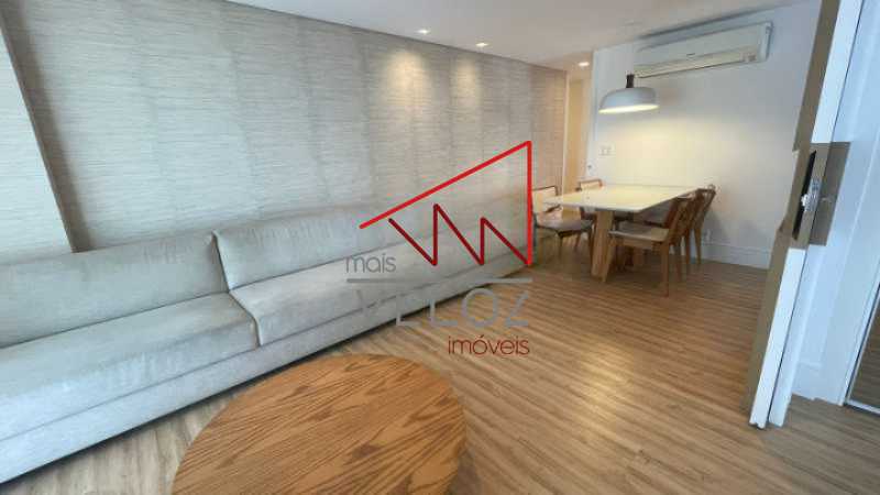 Apartamento à venda com 2 quartos, 85m² - Foto 29