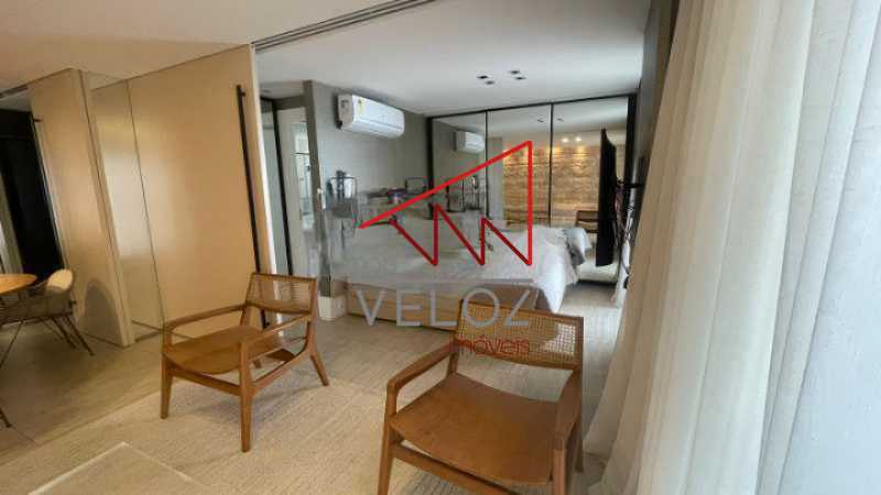 Apartamento à venda com 2 quartos, 85m² - Foto 27