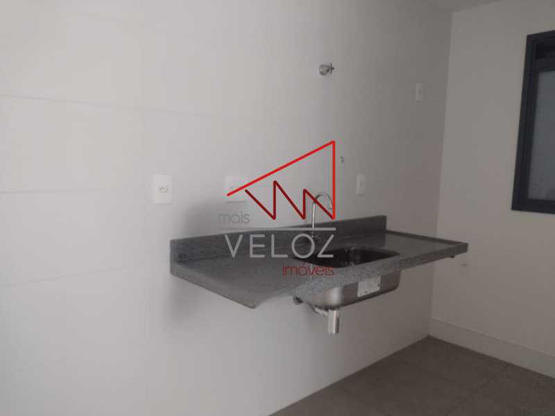 Apartamento à venda com 1 quarto, 47m² - Foto 11